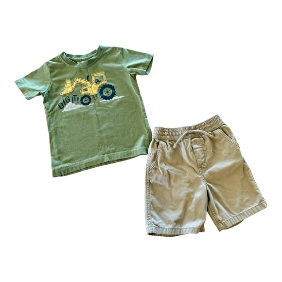 Other - Toddler Tractor Green T-Shirt and Tan Shorts Set, Size 3T